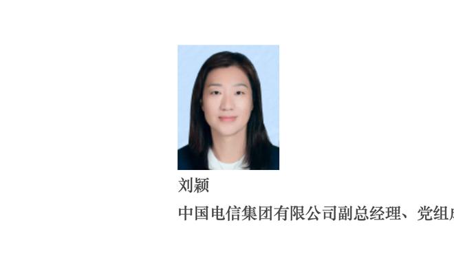 小伙子你很勇啊！杰伦威朝裁判比这个手势